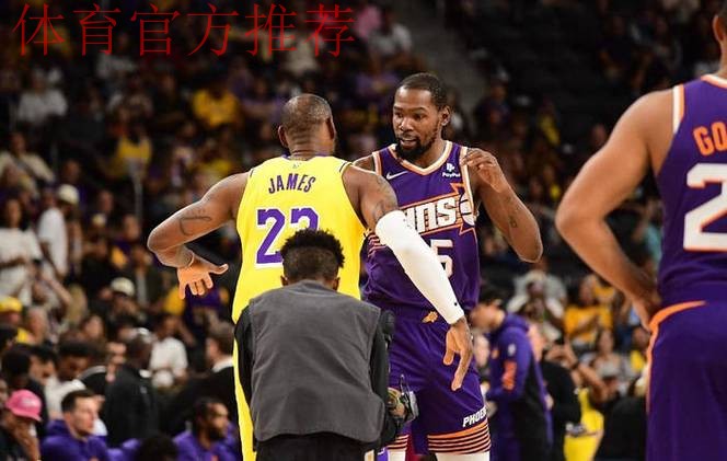 皮尔斯评湖人太阳比赛:最后四分钟是本赛季比赛智商最低的